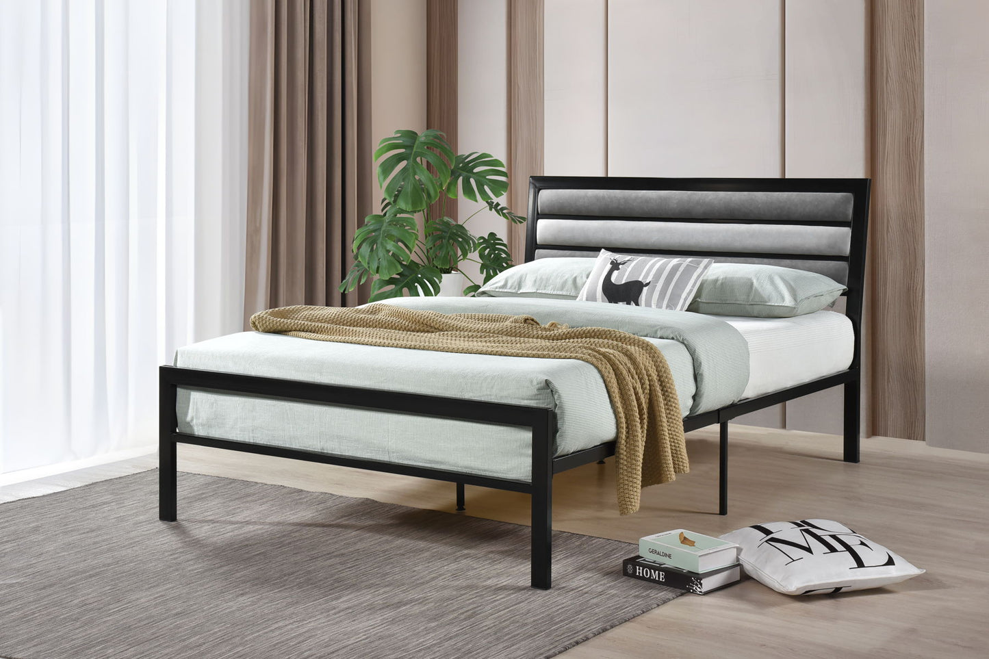 Clinton – Bed - Black