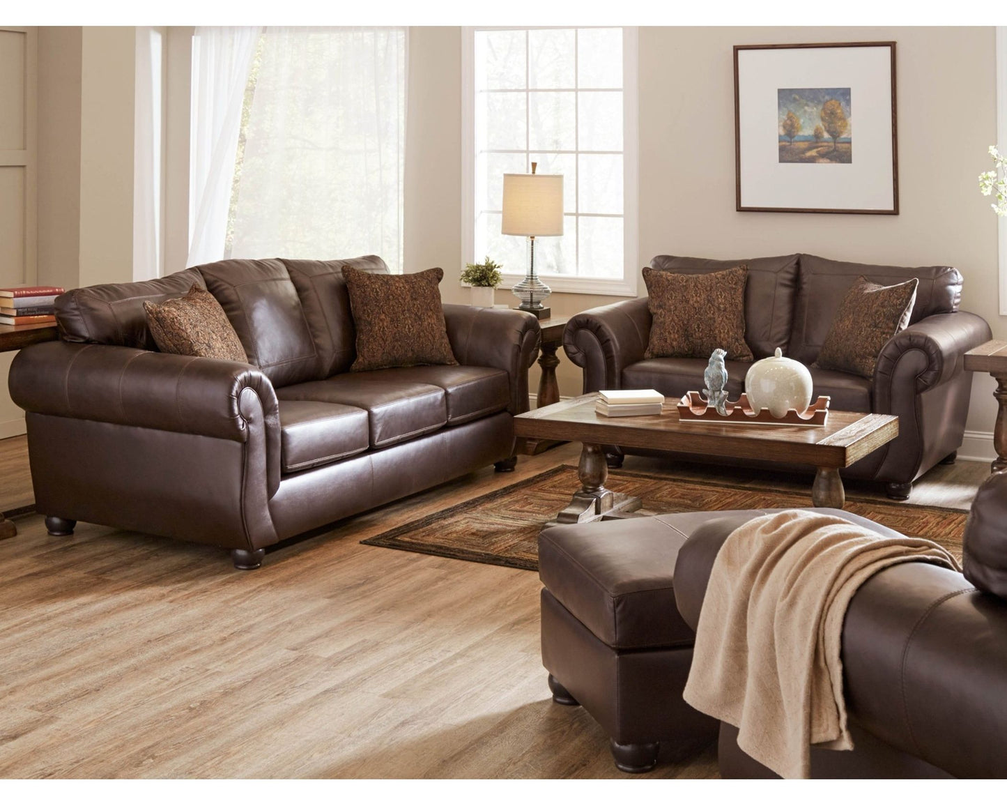 8059 Davenport Walnut