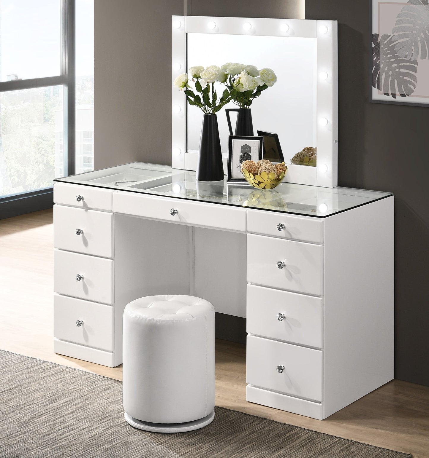 CM4850 Avery Vanity